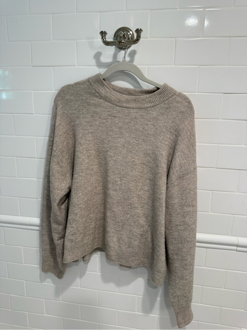 H&M Relaxed Crewneck Sweater in Taupe Gray